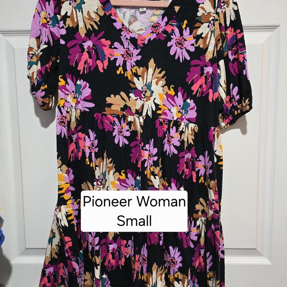 Pioneer Woman Floral Dress - Small